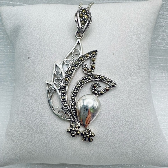 Venus and Vulcan Jewelry - S925 Marcasite Peacock Pendant
